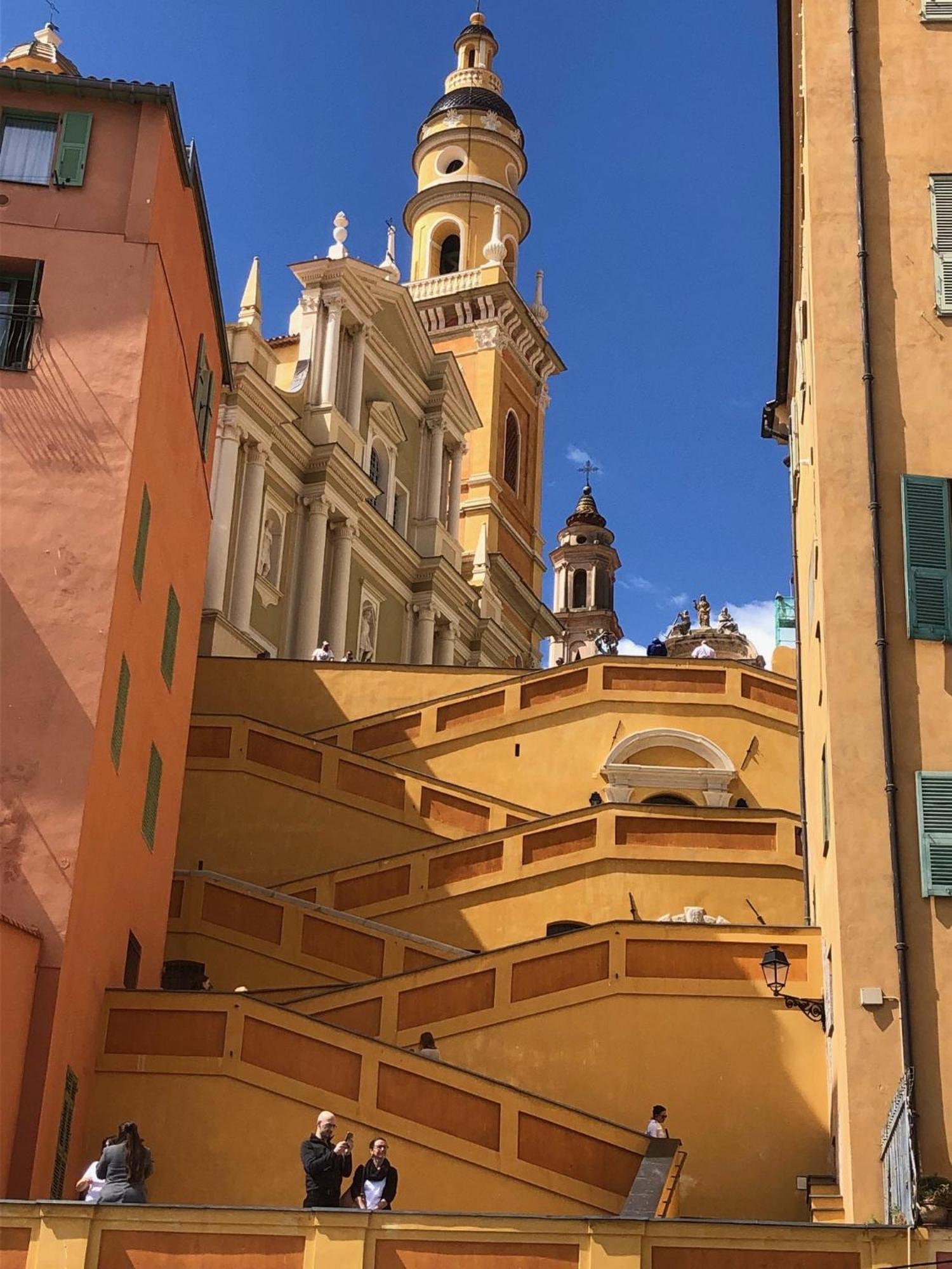 Welcome In The Cozy Blue Nest Pedestrian Menton Exterior photo