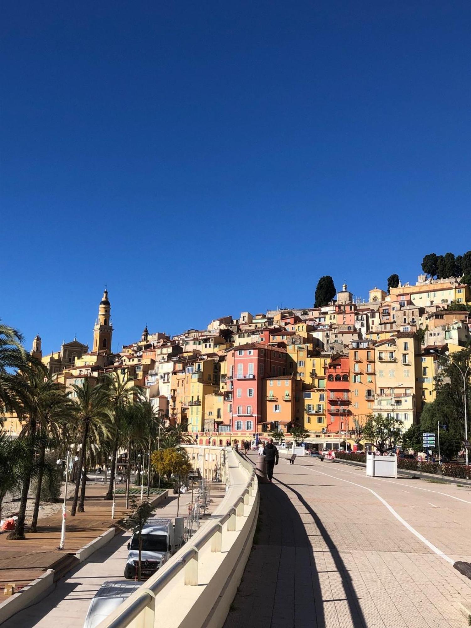Welcome In The Cozy Blue Nest Pedestrian Menton Exterior photo