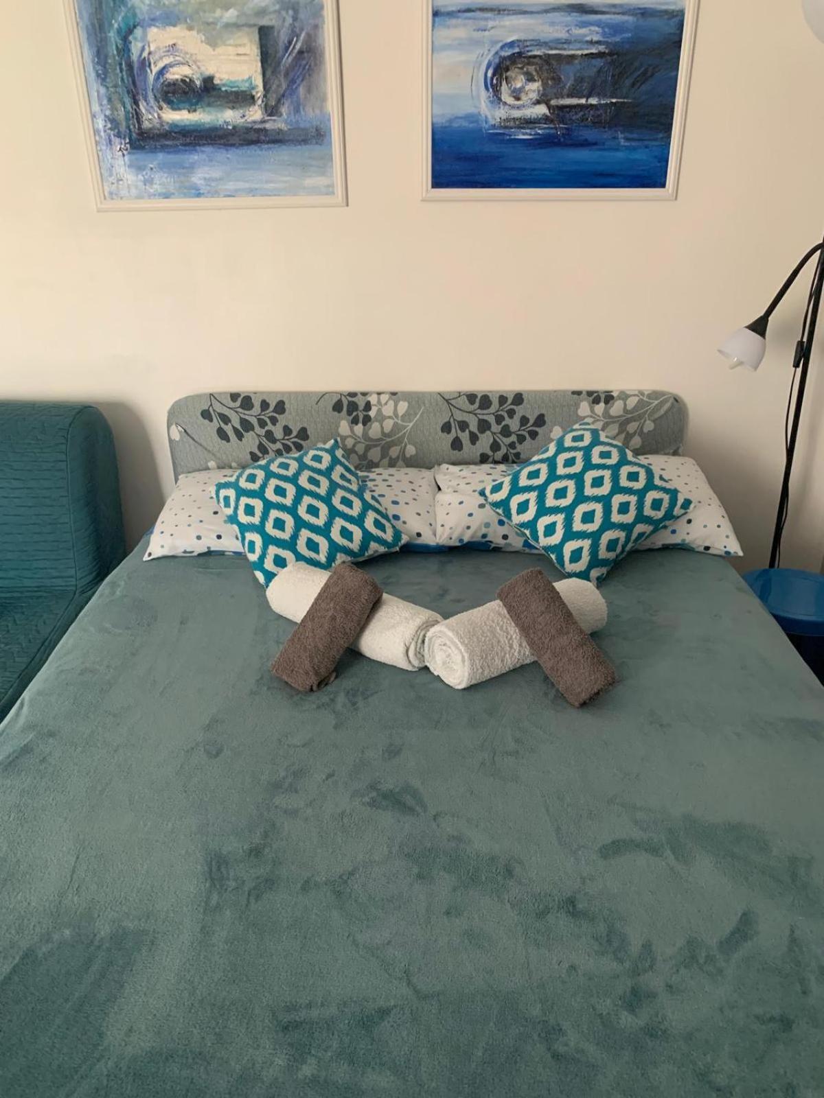 Welcome In The Cozy Blue Nest Pedestrian Menton Exterior photo